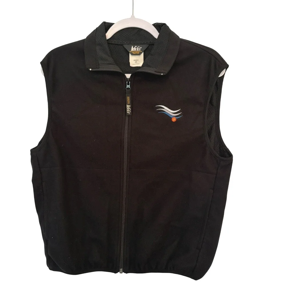 Vtg REI Unisex Fleece XS Black Fleece Full Zip Vest Cooperate Wave Logo Gorpcore